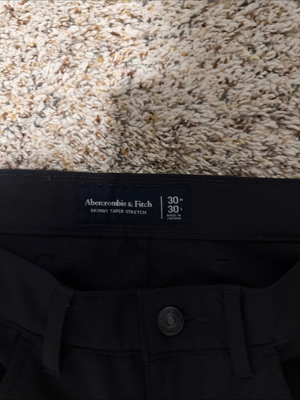 Abercrombie & Fitch Black Skinny Taper Pants. - Picture 2 of 4